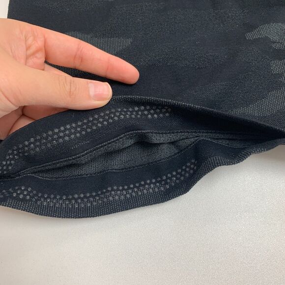 Athleta Speedlight Tank Top Womens S Black Camo Seamless Racerback Nylon Blend - Picture 10 of 13